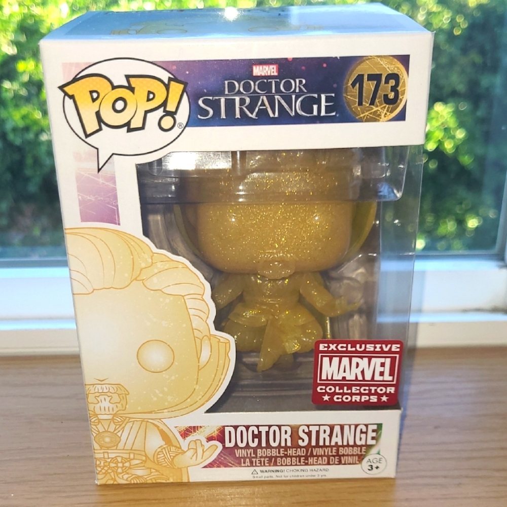 Marvel Doctor Strange Exclusive Gold Figure